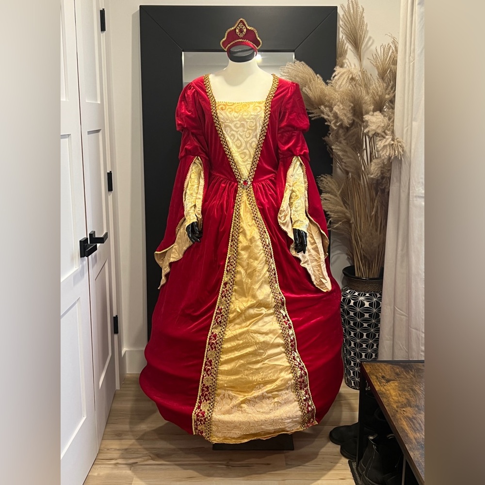 Woman’s Queen Costume in Red and Gold